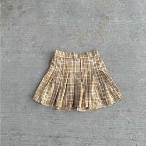 Yellow and blue plaid pleated mini skirt #plaidskirt